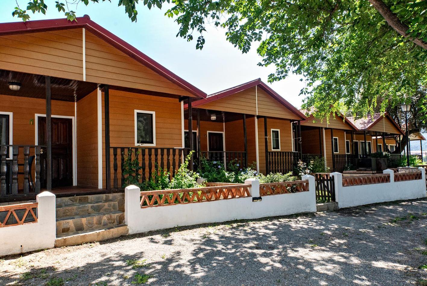 Camping Orgiva Exterior photo